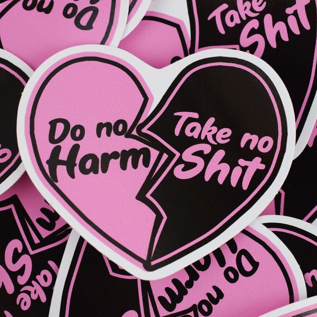 LunaAfflecks's tweet image. 𝑵𝒆𝒆𝒅 𝒘𝒆 𝒔𝒂𝒚 𝒂𝒏𝒚 𝒎𝒐𝒓𝒆?!

💖🖤

#sticker #funsticker #vinylsticker #donoharntakenoshit instagr.am/p/CMctwS_LZQS/