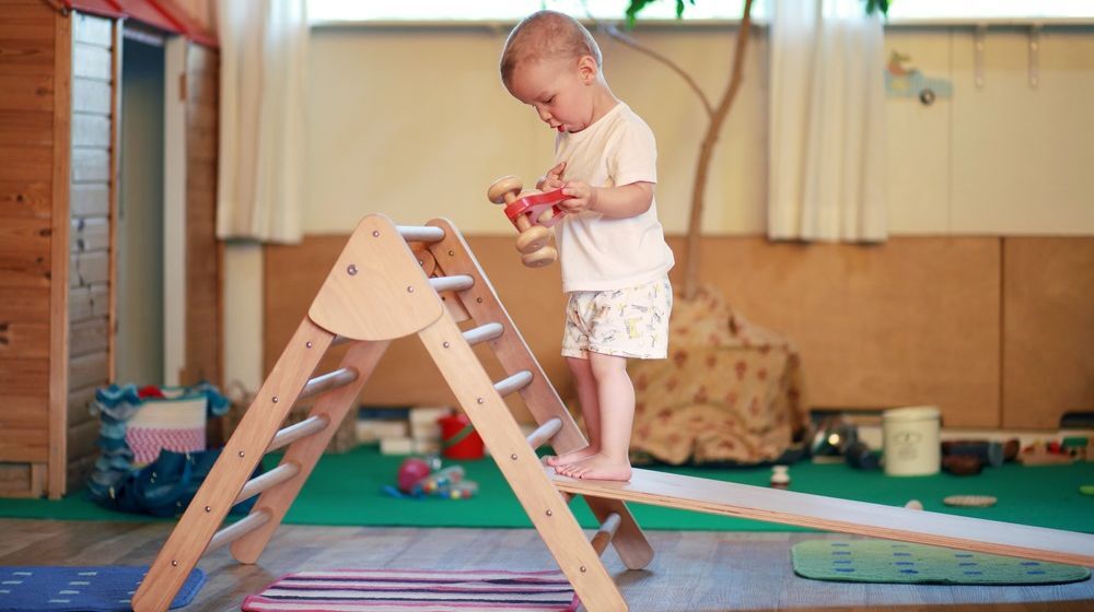 How To Make A DIY Pikler Triangle For Your Child’s Independent Play: bit.ly/2OasdH9
#homeimprovement #homeimprovements #homeimprovementprojects #diy