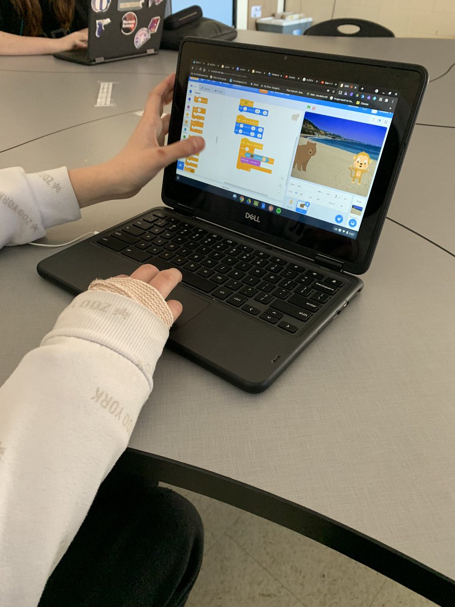 MissPhillipsJDH's tweet image. Coding days are my favourite days in @JDHodgsonES LS because I get to watch so many executive functions at play, but with a smile added in. Putting into play our learning of parallel events to code our own events today!