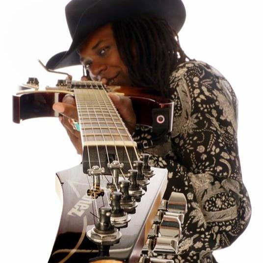 Larry Mitchell exemplifies the success that can be achieved when one chooses to follow his passion. The gifted Grammy Award winning performer, producer, and engineer continues to amaze. Read more about him here: makingmusicmag.com/guitar-and-the…