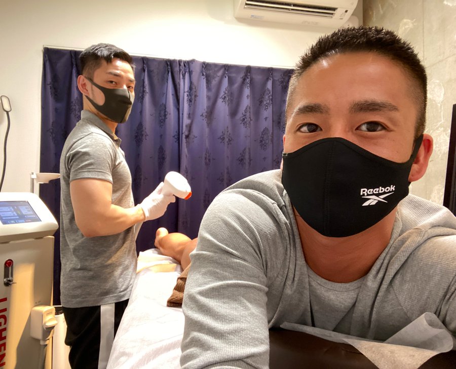 GayStudioVN's tweet photo. いつも脱毛は、イケメンさんにやってもらってます🥰
こんなイケメンに身体の隅々やってもらえるなんて、至高の極み

khttps://bit.ly/HiroyaXXX
@hiroyaXXX

#脱毛　#VIO脱毛　#メンズサロン https://t.co/O7MqesdmCA