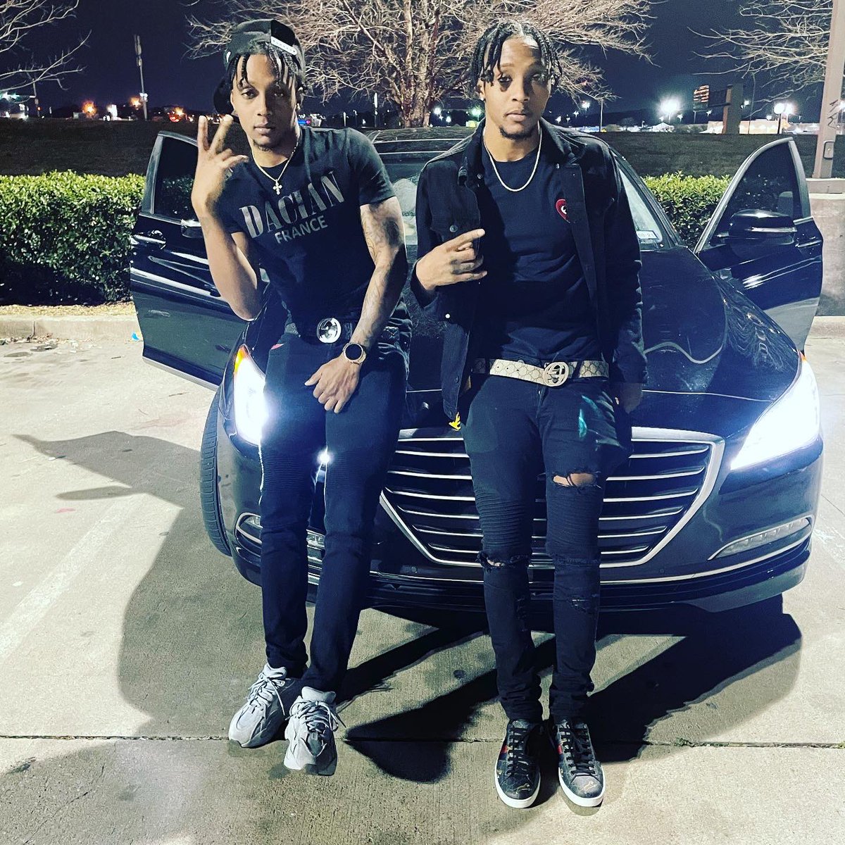 ErickNeal01's tweet photo. Happy born day to us 💯✊🏽🖤 https://t.co/qPr3fbYFlE