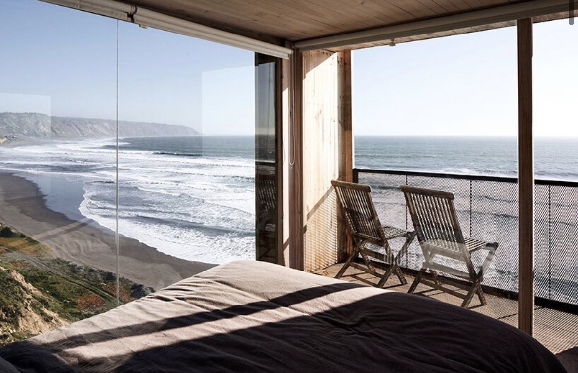 PottsJustin's tweet photo. Why would you move to Miami when you could move to this oceanside cabin in Chile https://t.co/uMMbComjVf