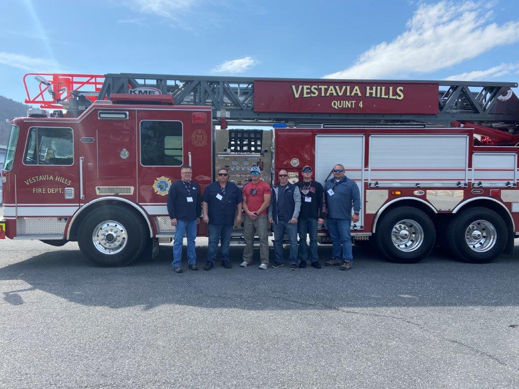 KMEFire's tweet photo. Last week, Vestavia Hills Fire Department was in for final inspection on their new KME 103' #TuffTruck!
Thank you for choosing #KME Fire!
#KMEWorksForYou #ConfidenceAtEveryStep #ZeroRestrictions #100PercentConfidence #KMEFire https://t.co/oE47zX1JVx