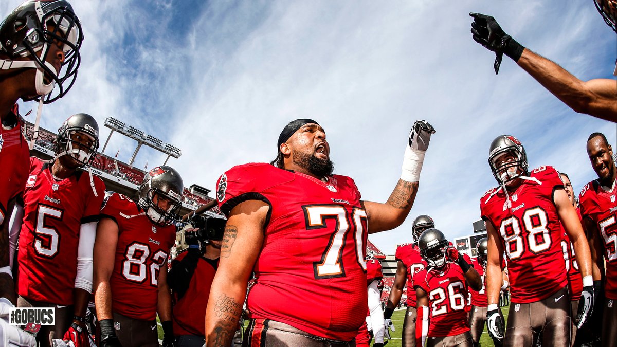 Buccaneers's tweet photo. Congrats on a great career, 7️⃣0️⃣ https://t.co/Mfjv9IC2Qv