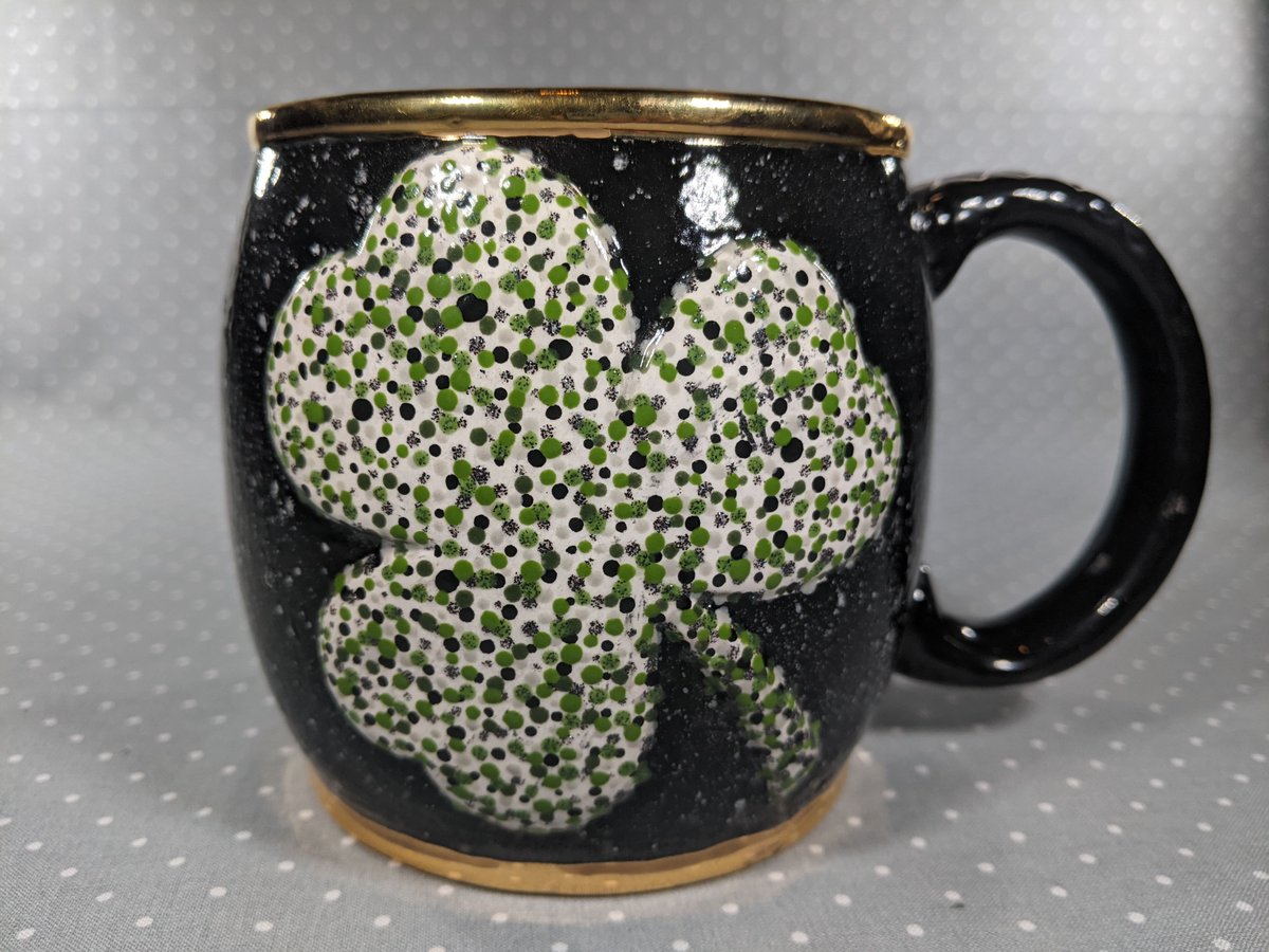 ☘️St Patrick's day pieces 17% off! ☘️
Added new pieces to the shop including this amazing mug with gold!