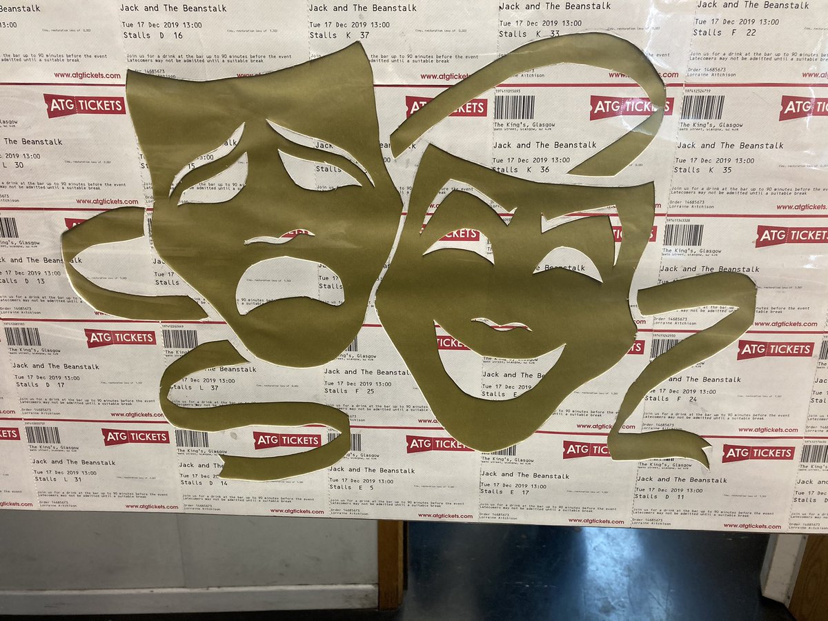 WallacewellPS's tweet photo. Mrs L was delighted to present A with a piece of original artwork designed by @macpherson_art using the panto tickets from  her @KingsTheatre show in Dec 19. Happy days! @disneylady73 @NicStephenson93 https://t.co/Mj1vZgM7kZ