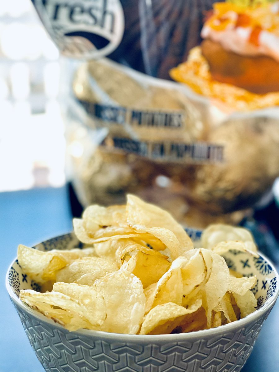 thomasfresh's tweet photo. Happy Potato Chip Day!
Strengthen your commitment to support local chip potato farmers!
Collaborate across Canada and pave the way for a future where all family farms matter!
#FoodandDrink #fruitandvegetables #Canada #grocery #grocerystores #food #grownintrust #chips https://t.co/kHoOZq1nH5