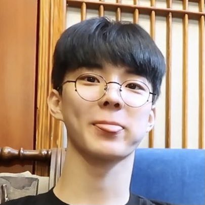 hourlykyu's tweet photo. changmin go blep, a little thread https://t.co/ubDmZfqMeO