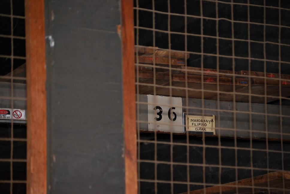fsWoodLab's tweet photo. Tucked in a dark, remote storage stall in FPL’s basement, a stack of priceless historic mahogany lumber had waited under a layer of dust since 1919 for seemingly just this historic moment...
https://t.co/ONvsGd7rlO https://t.co/RLdoNhpEWi