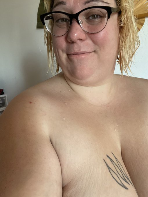 #cumplay #hey #imback https://t.co/thBWRAxW9c<a href="/tag/cumplay"class="tags">#cumplay</a><a href="/tag/hey"class="tags">#hey</a><a href="/tag/imback"class="tags">#imback</a>