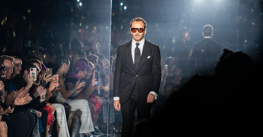 . @TOMFORD wears the same jeans every day and actively works on being unproductive. buff.ly/30eSEy5