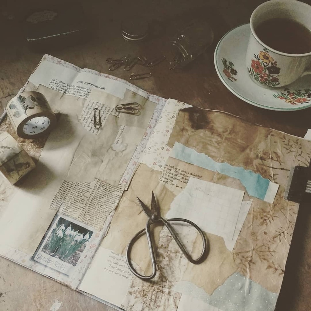 I'm prepping a mixed media art journal for a new online class, which I'm hoping to run as a weekly Zoom class, too.⁠
⁠
Still finalizing the details, but it's going to involve journaling and art journaling (and no, you don't need to be good at any art… instagr.am/p/CMcyFUUBj7u/