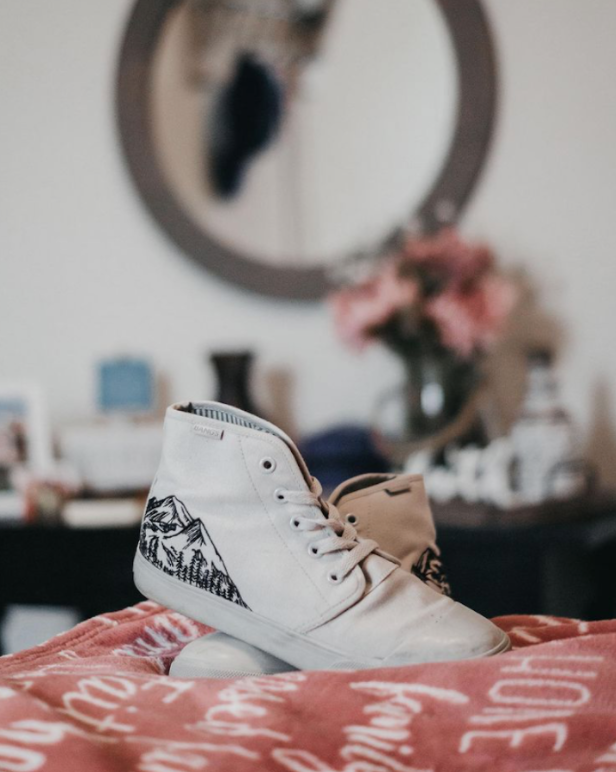 BangsShoes's tweet photo. Our Family Sale is LIVE, 
So jump on in, make your shoe game thrive!
It's the perfect time! Be on trend! 
But you must know, the sale will end✨
If you're eyeing a pair - the time is now! 
Hurry, run! You're sure to wow.💖 #liveBANGS

Shop today at https://t.co/xuxizRK83q https://t.co/5KNIksAAwV