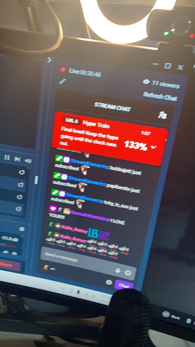 Oooooooh my God wth freaking legends @Papa_sm0keee @Kohvex1 <a href="/NoChillBoom/">NoChillBoom</a>