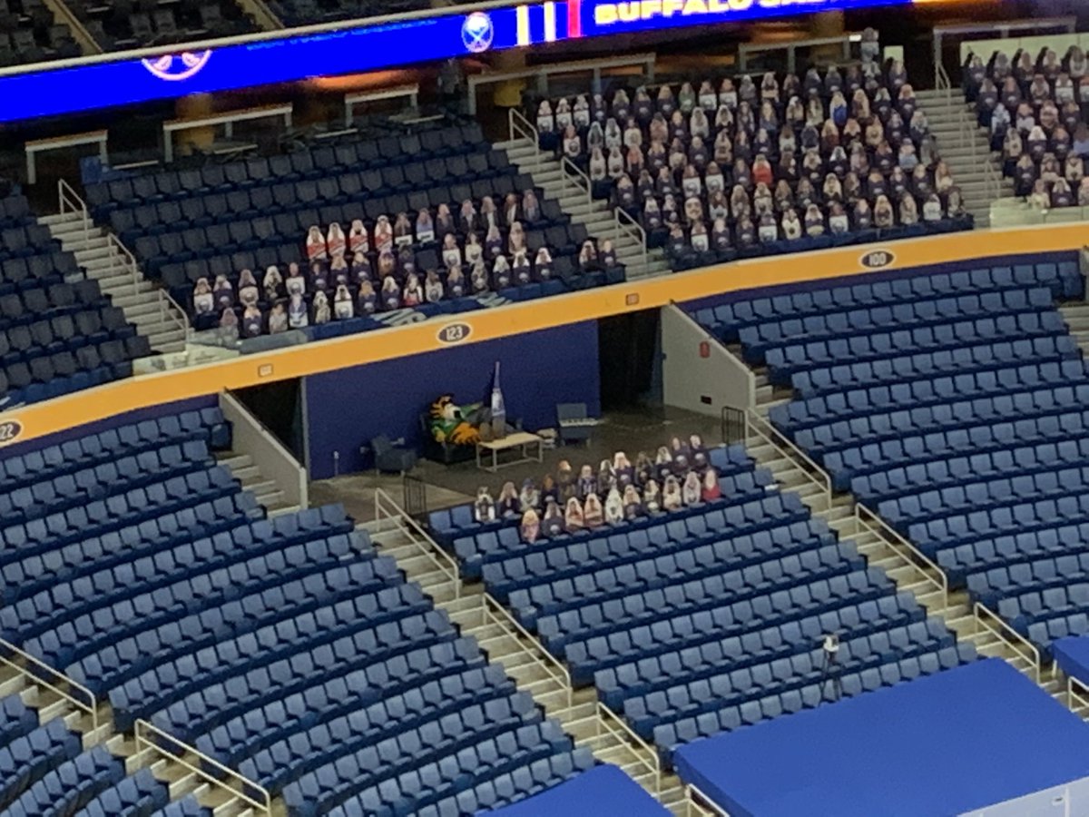 LLysowski's tweet photo. Big mood here.

Sabretooth has given up on this one. https://t.co/mqpZN7PshF