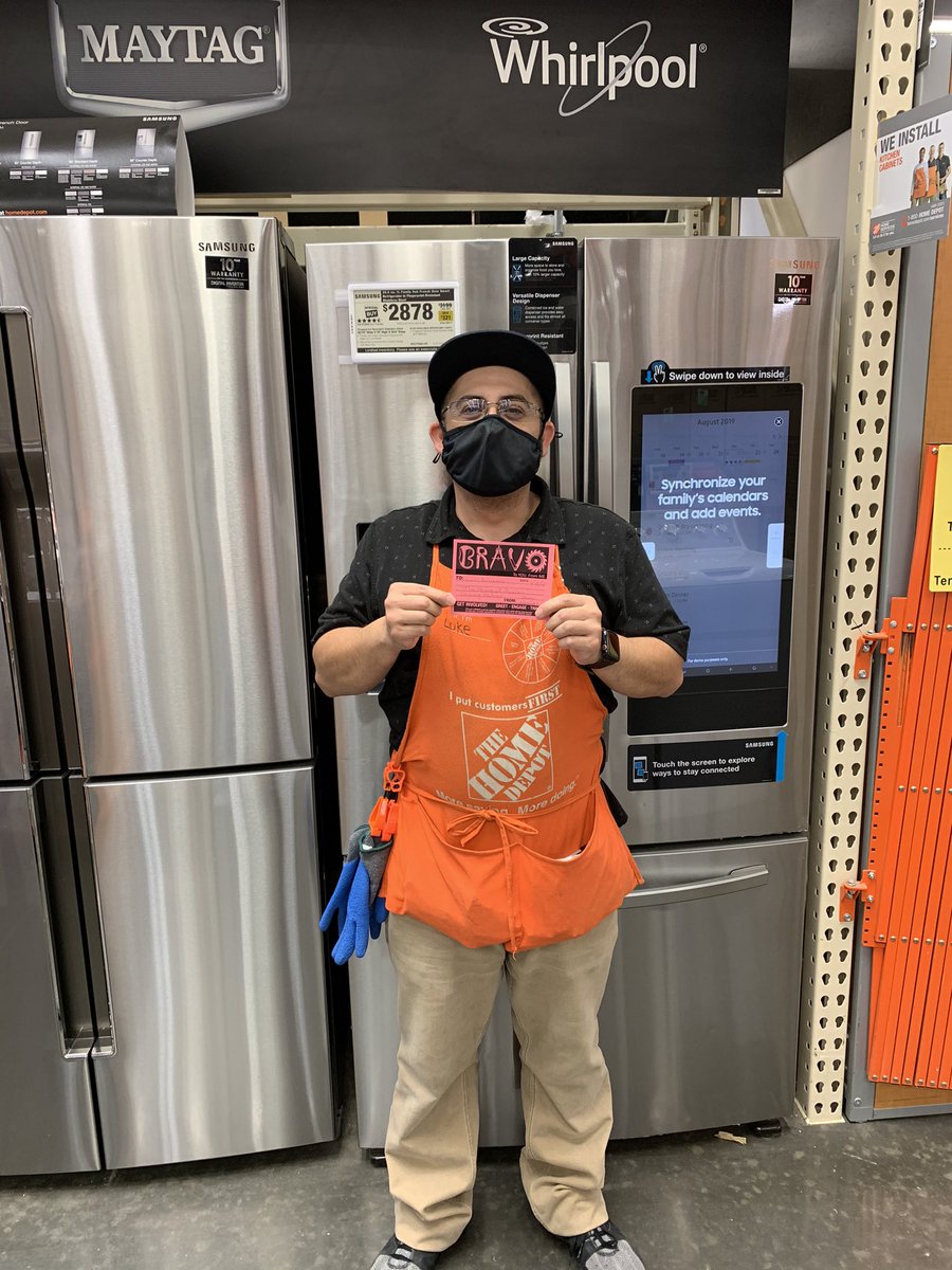 Lucas helped drive a phenomenal week in specialty. He is the master of the Trifecta. He strives for at least 1 measure, 1 lead, and 1 credit app per 8 hour shift. #All_In_On_Specialty
<a href="/6530/">adrien</a>