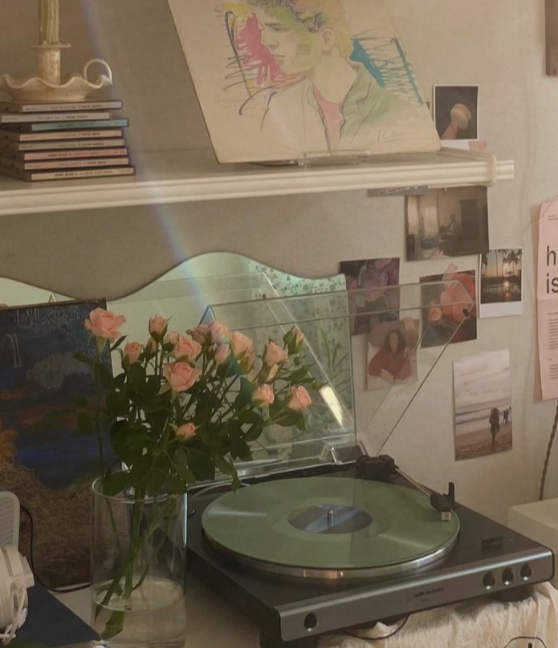 dxmb_dum's tweet photo. I WANT A ROOM LIKE THIS I STGGGGGG https://t.co/ndpRLFIVk9