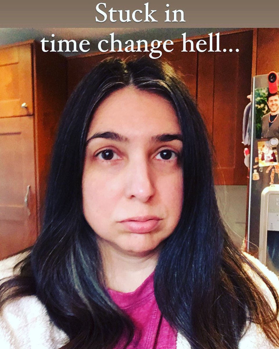 OurBipolar's tweet photo. Anyone else stuck in time change hell today? 🙋🏻‍♀️🙋‍♂️

Time changes are hard on everyone, but those of us with bipolar really take a hit.

I went to bed at my usual time but slept horribly.

Now I have to be careful or I could go into mania.  
#ourbipolar #bipolar #timechange https://t.co/JFtmwYck7a