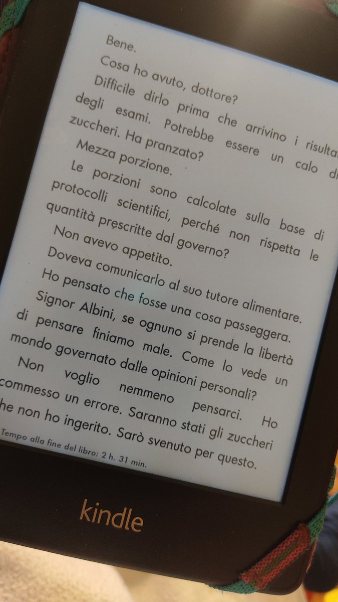 'Le capita di volere qualcosa?'
Appena iniziato #nuovissimotestamento @Fandangoeditore 
Non riesco a smettere @giuliocavalli curiosa di vedere fin dove spinge la tua acuta genialità ♥️