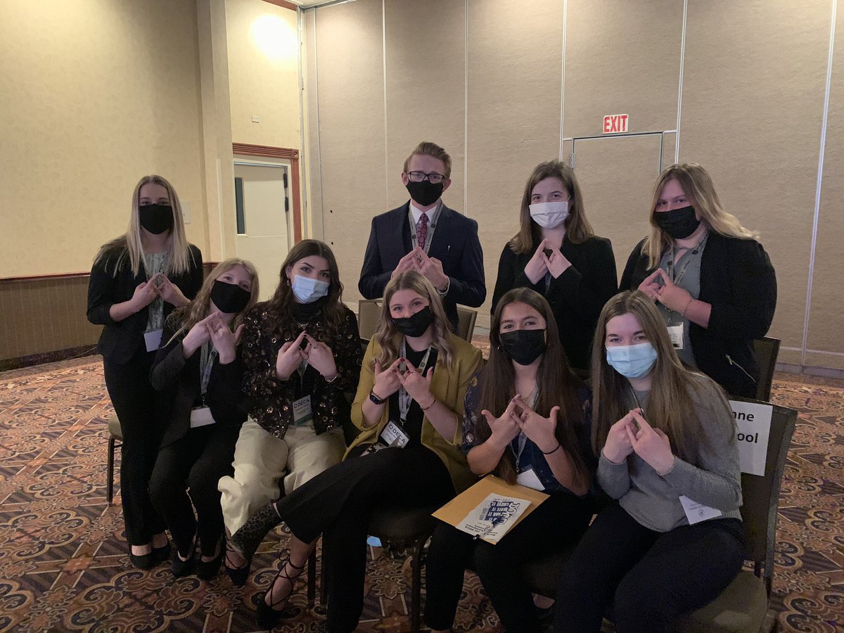 We had an AMAZING time at State ND DECA!! We all performed our role plays and prepared events, enjoyed listening to the speakers and meeting new people! We are beyond excited for awards tomorrow!! #nextlevel21 #nddeca21 <a href="/wfsheyenne/">Sheyenne High School</a> <a href="/WFPSchools/">West Fargo Public Schools</a> <a href="/NDDECA/">North Dakota DECA</a>