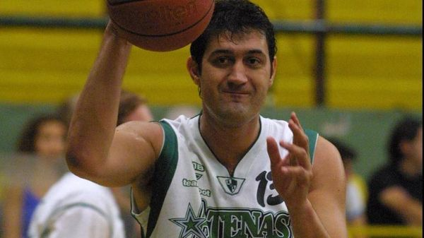 diebrunetti's tweet photo. 15-3-67 Nace @milyv6. Histórico LNB (671 PJ, 12.1 ptos, 4.6 reb). Campeón con Atenas 92 y Boca 97. 58 PJ en Selección Argentina. Jugó 2 Panam. y 1 JJOO. 1er MVP del Juego de las Estrellas (lo ganó en las 1ras dos ediciones). Campeón de volcadas. Le hizo 18 puntos al Dream Team 92 https://t.co/2U4IIiPLoR