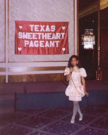 yonceir's tweet image. Beyoncé then                Beyoncé now