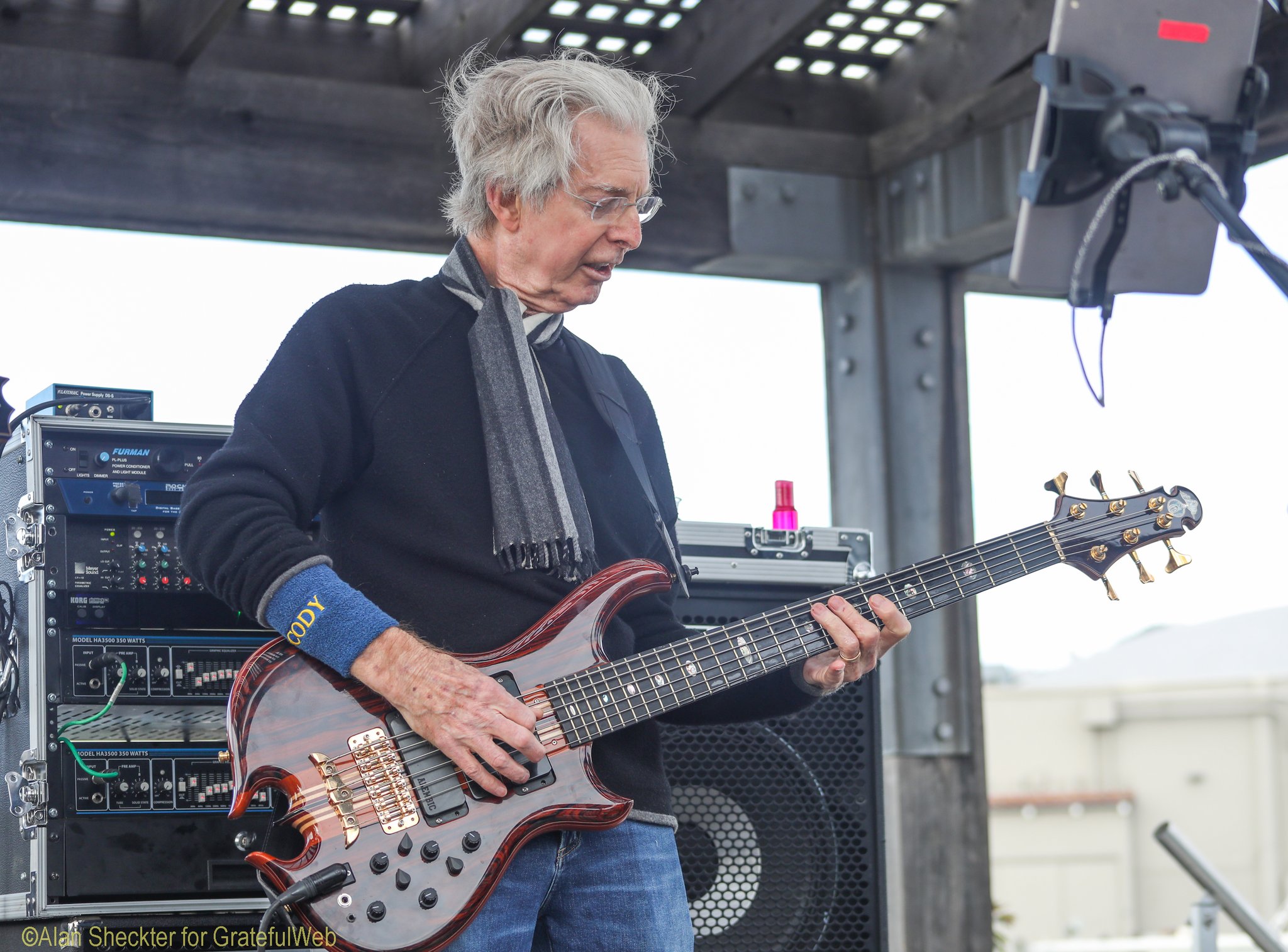 Happy Birthday Phil Lesh
Photo: Alan Sheckter 