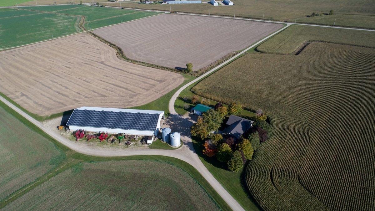 Support measures for farmers are important for Canadian chicken farmers and #CdnAg in #Budget2021 #YourBudget #IHeartChickenFarmers