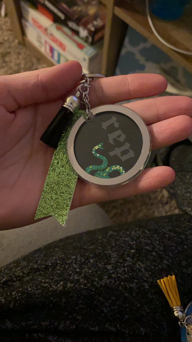 cleanasrain's tweet photo. Only $7 total including shipping (u.s only I’m sorry) !!!!! https://t.co/G0woW9SaeD