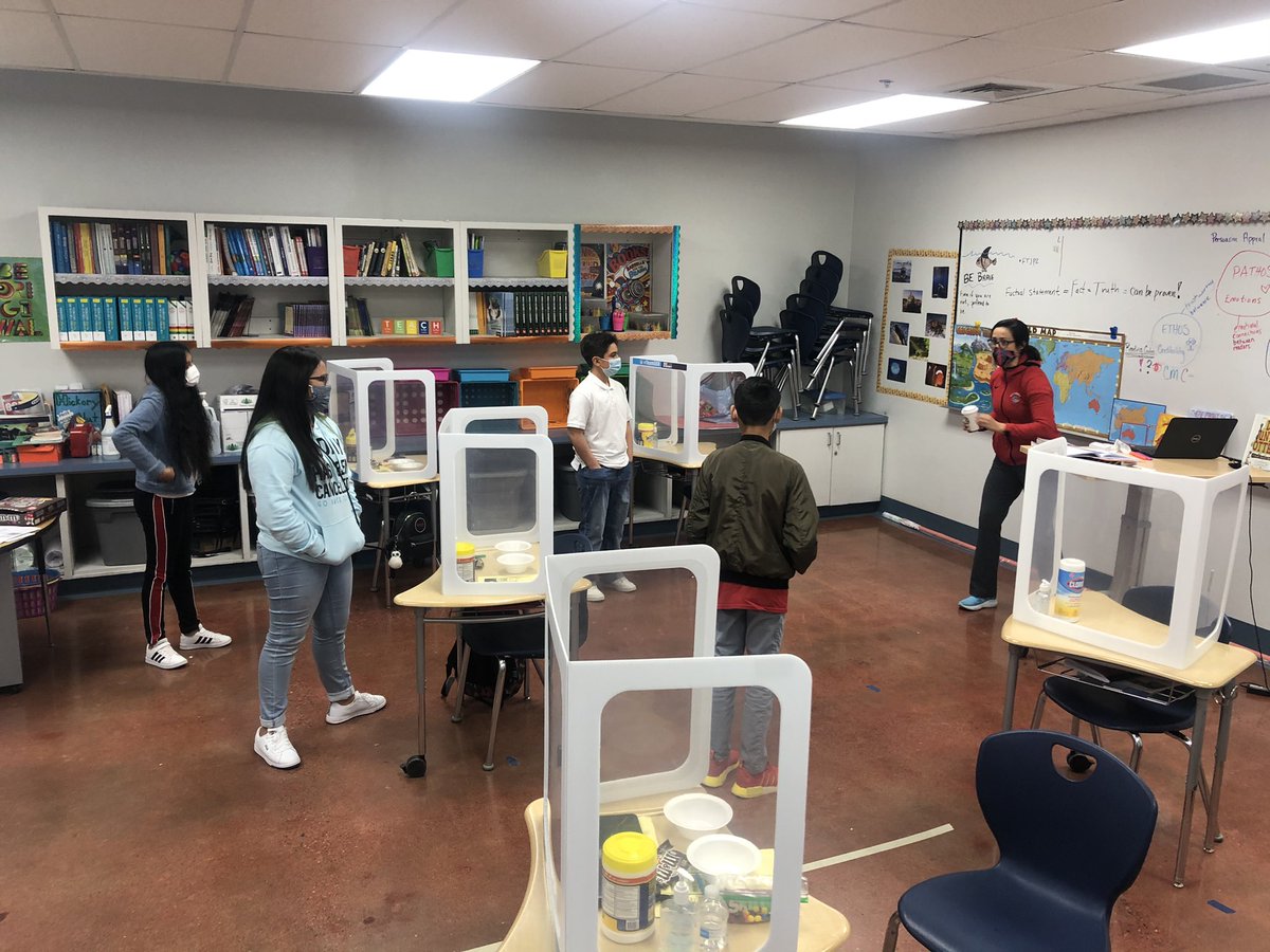 imendez_UTHS's tweet image. Our @Socorro_Middle Bulldogs 🐾🍀 “March into Success” during Spring Intersession. 🎉Shout out to our amazing teachers for their dedication to our student’s success! Our students have #HustleAndHeart 🐾❤️ #ExtendedLearning 🚀