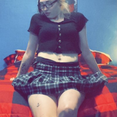 LilRed232's tweet photo. #NewProfilePic https://t.co/9sLyZhScBe
