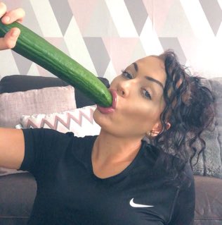 Sophia Snow tweet media