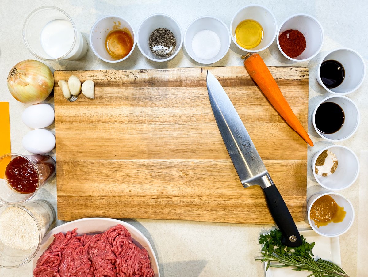 We're here to make cooking your favorite meals as easy as possible. Meal kits include portioned ingredients sourced locally when possible, delivered straight to your doorstep. Visit our website to learn more! 

#sharefarm #spokane #spokanewa