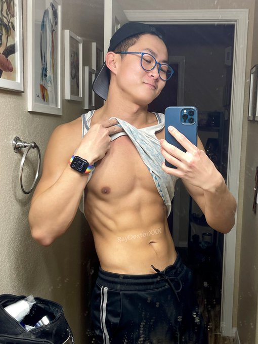 Sup, bro? You seen my OnlyFans yet? No? Well, you should 😏 https://t.co/Rf6jDHbrLt https://t.co/bQRE<a href="/tag/valentinesday"class="tags"><span>#valentinesday</span></a>