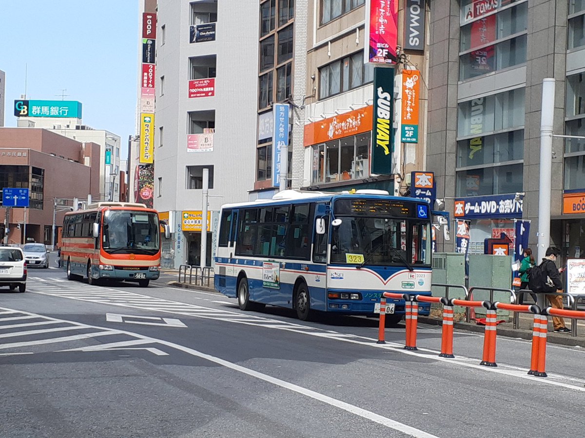 りょう V Twitter 直行 松戸駅西口9 50 三井アウトレットパーク木更津 小湊鐵道バス白子車庫5002 今日から運行開始の松戸 木更津線 普通にアクアラインから行くらしい 羽田で見慣れた色のバスが松戸にいる違和感 りょう V Twitter 直行 松戸駅西口9 50 三井アウトレットパーク木更津 小湊鐵道バス白子車庫5002 今日から運行開始の松戸 木更津線 普通にアクアラインから行くらしい 羽田で見慣れた色のバスが松戸にいる違和感