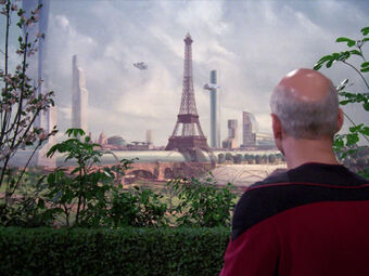 sarahdal_gulls's tweet photo. @anne_theriault are you aware of the theory that France was completely obliterated in WW3 and rebuilt by the English? It also handily explains how nuts Paris looks in TNG cutaways https://t.co/MgCf4P424v