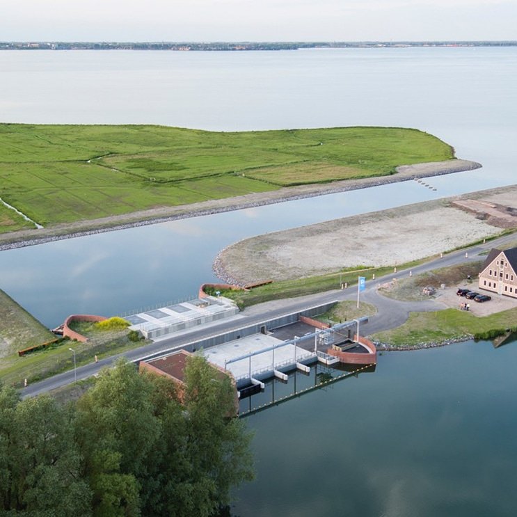 markermeer's tweet photo. Beautiful video of #Dutchnature at schardam #noordholland. Doing some #fishing and #enjoying the beautiful #dutch #landscape at the #markermeer #ijsselmeer . Follow us on #youtube to see more #videos of #fishing in #holland and our beautiful #dutchnature 

https://t.co/oBqYdaEUek https://t.co/Cv8kSHBCV0