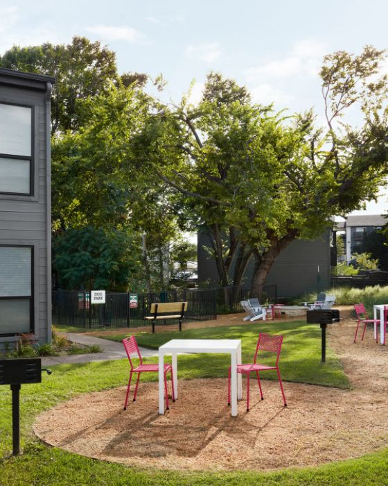 AVANorthDallas's tweet photo. AVA Apartments are Dallas living, the right way.
.
.
.
.
.
#dallasapartmentlocators #victorypark #dallas #dtx #dallasapartments #dallashighrise #dallaslocator #uptowndallas #katytrail #dallasliving #dallastexas #dallasrentals #dallassocial #livingindallas #uptownapartment #da ... https://t.co/7PJ6iGn2Lf