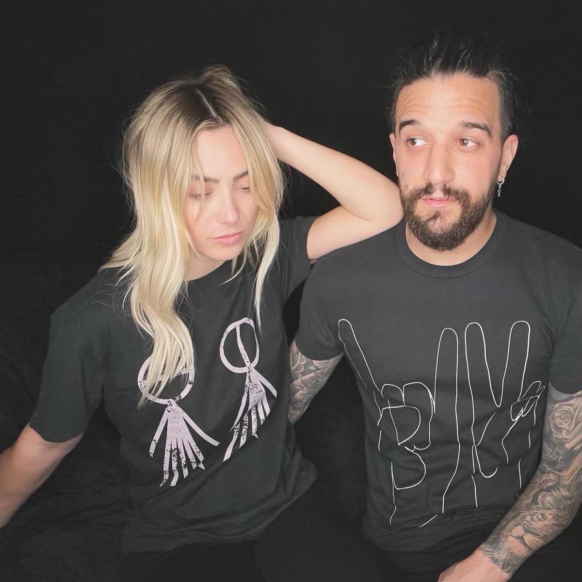 Trying on the new Merch ⚡️
To Shop Click Link &gt; shop.alexanderjeanofficial.com
Let us know what you’re liking in the comments. 🤘🏼✌🏼
#alexanderjean #merch #store #shop