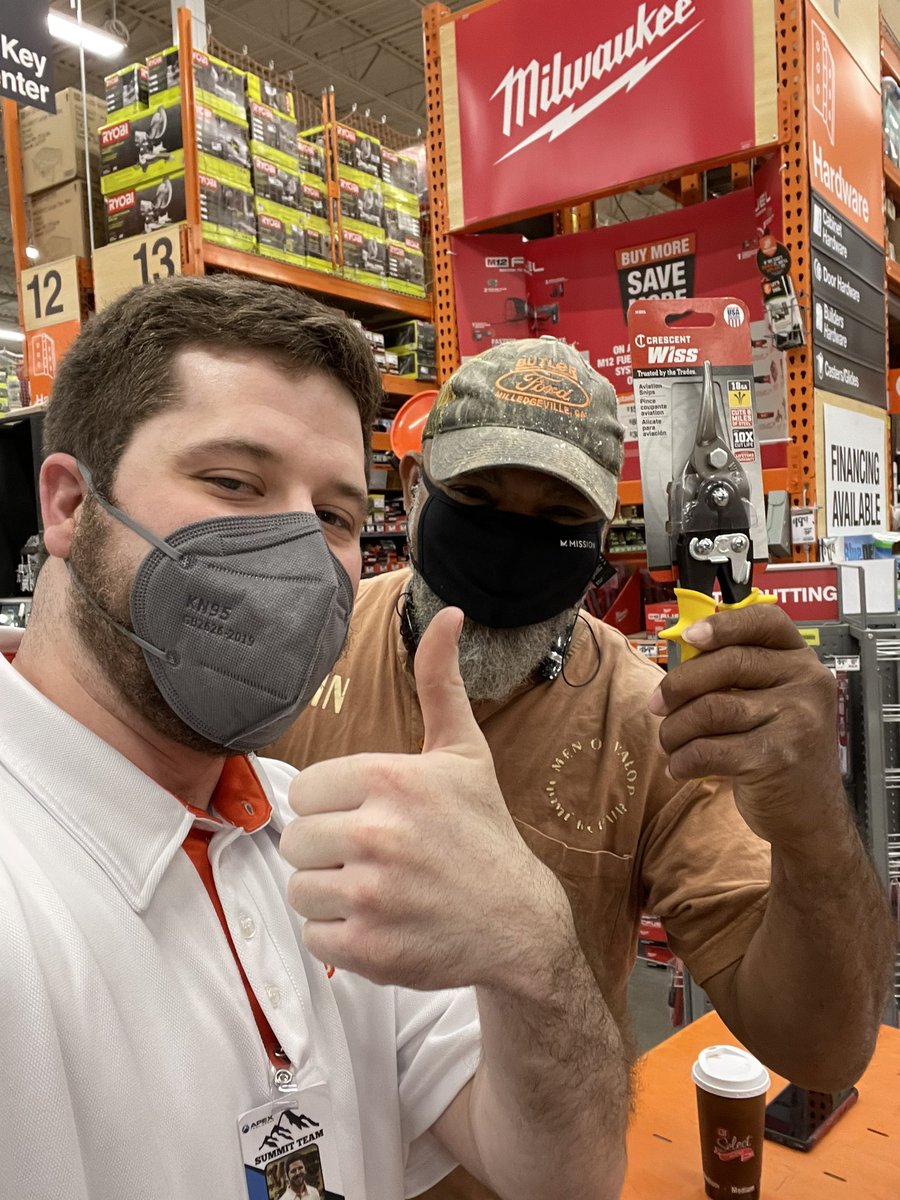 ATG_Cole's tweet photo. First post from your Atlanta, Georgia Apex Tool Group Rep! Last Friday I visited Home Depot 175 offering consumers a chance to try out some awesome tools from @CrescentTools. Check it out! #CrescentTools #TrustedbytheTrades @ApexToolGroup https://t.co/JV60evosXu