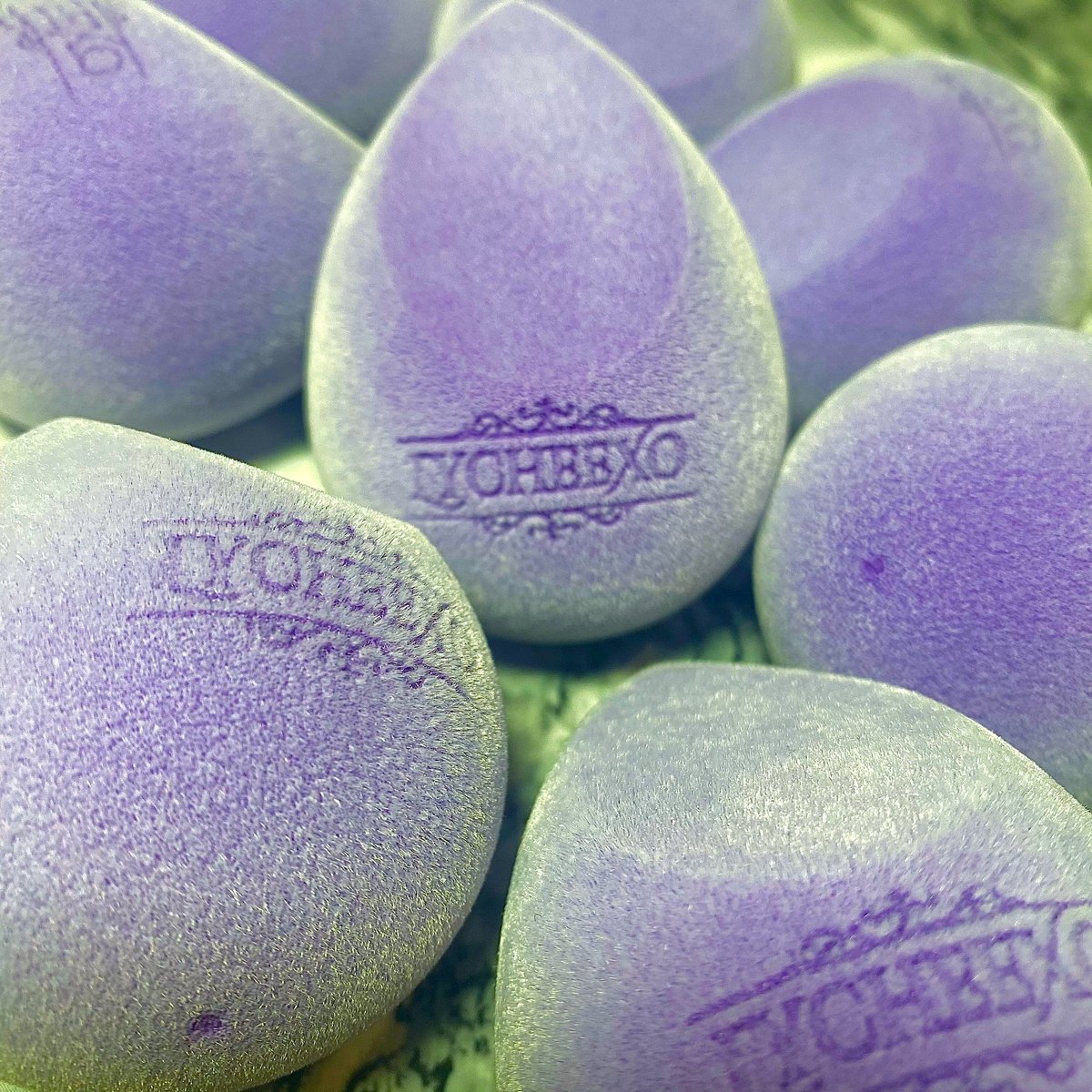 lycheexo's tweet photo. Microfibre Blenders 💜💦 https://t.co/dK8lxjR9aC