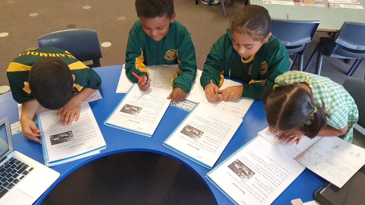 Extending and challening my learners with the InitiaLit Sounds &amp; Words Extended Passage. They are learning to answer questions and locate the information in the text 🧐🔎 <a href="/ev_mus/">Evelyn</a>