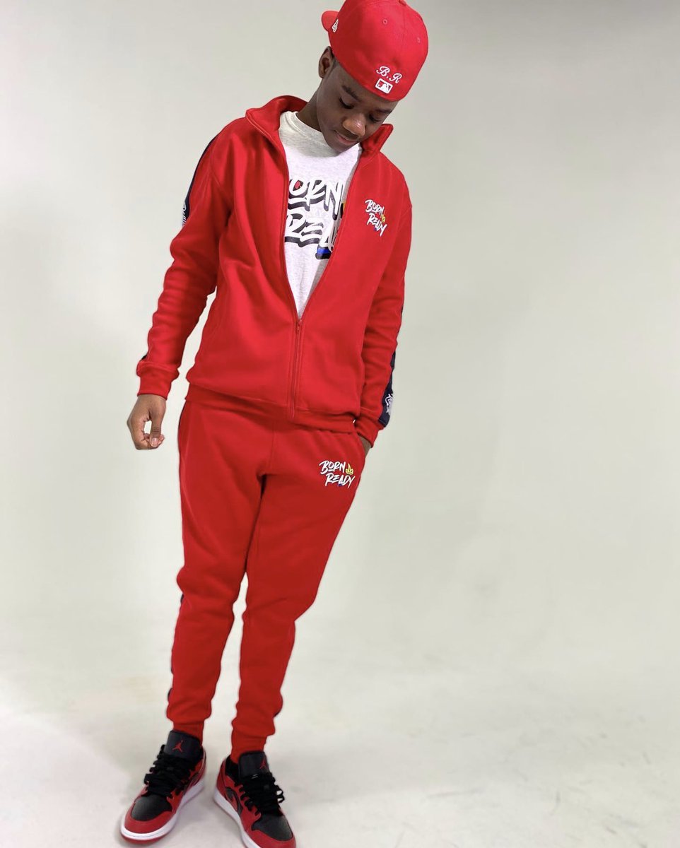 BornReady_Inc's tweet photo. Our SEASON 2 Catalogue is almost here to launch!! Photoshoot was a success this weekend!! Hereโs a first look at our #TakeoverTracksuit , #PhillyRed
#AreYouReady for the #DRIP ?? https://t.co/TUOkJe8Ibm