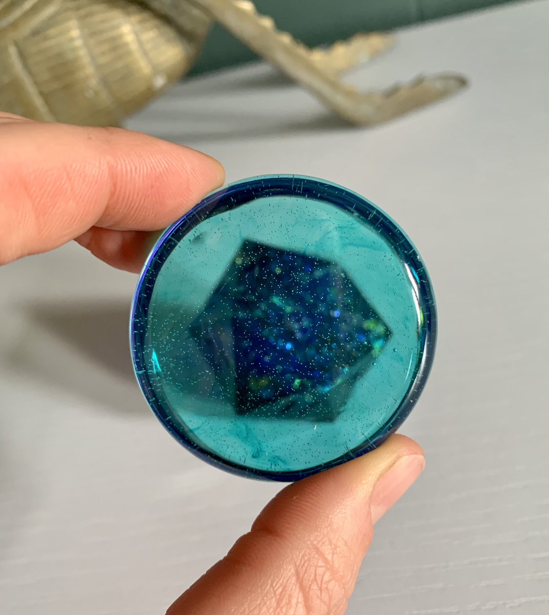 AllieHackett's tweet photo. Fun with leftover resin https://t.co/UNnfDX33wx