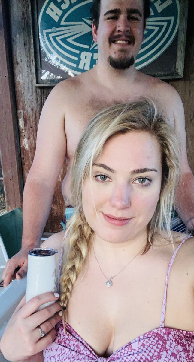 Emilinecaroline's tweet photo. Honey mooning with my man https://t.co/HqznCzMjfU