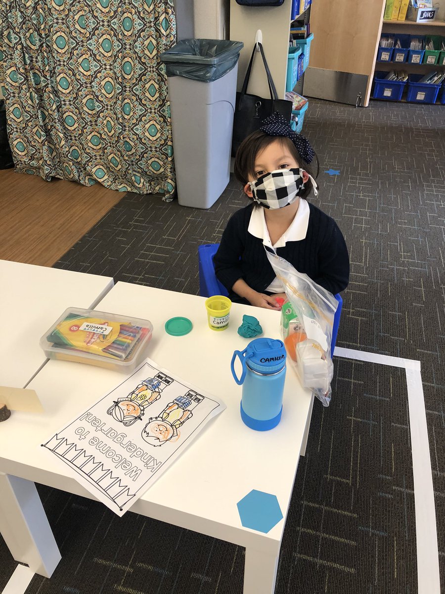 PatelLuvKinders's tweet image. Were back! #WestlakeCharter #wcsjoyfullearning