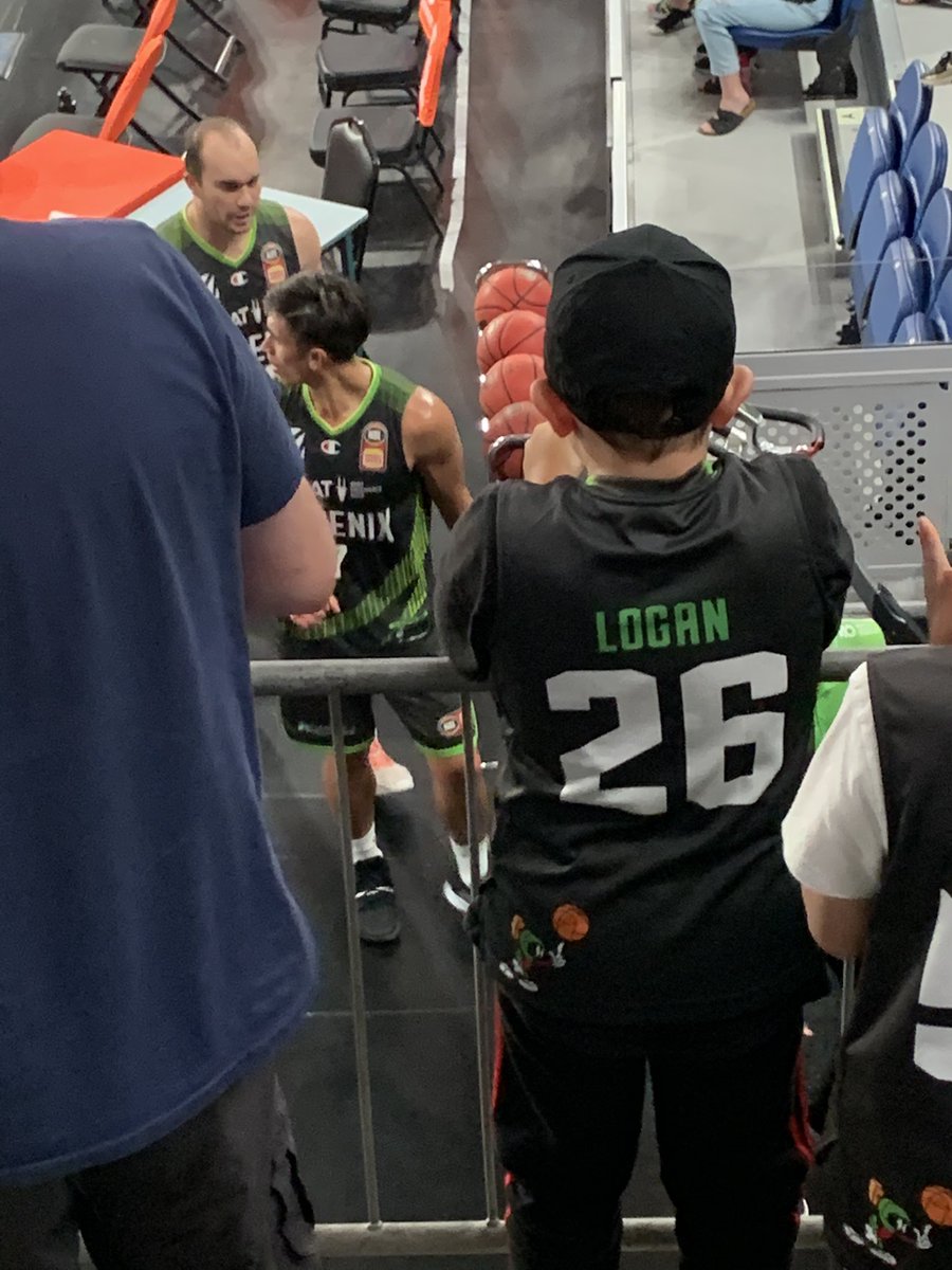 10 years old today wow time flies. Growing into such an amazing young man with great passion for things he loves. Logan with a couple pics with <a href="/SEMelbPhoenix/">South East Melbourne Phoenix</a> superstars <a href="/RBroekhoff45/">Ryan Broekhoff</a> and <a href="/JaminTheFiend/">Jámin</a>