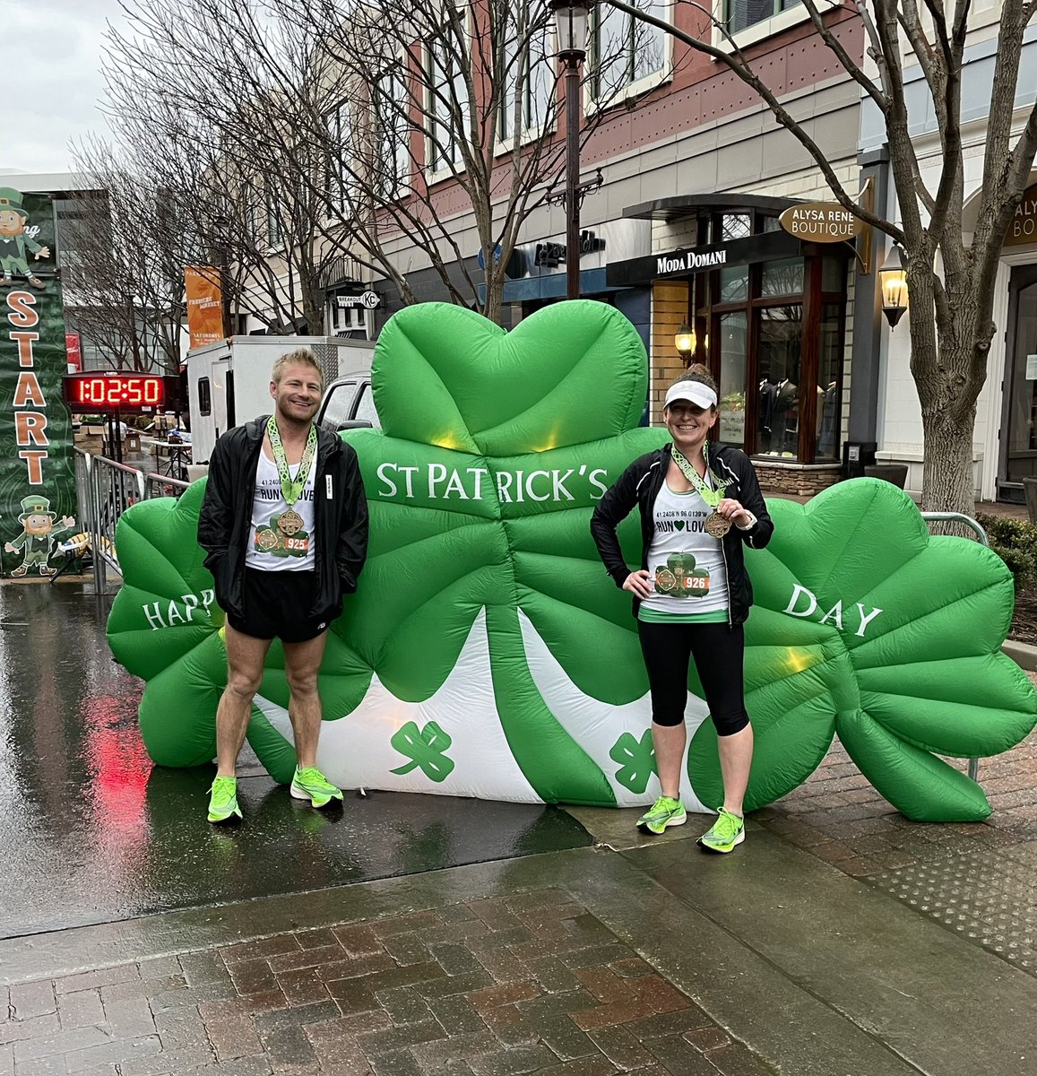 gocraigrun's tweet photo. #medalmonday 🍀🍀
Kansas City Running Company still had a St Patrick's 5k for us to run!
#pr & second overall.
#findingfast
Have a great week everyone!
#raceweekend #fasterasamaster #stpatricksrun #5k #liverace #race #runfast #stpatricks5k https://t.co/WYYhlleA3w
