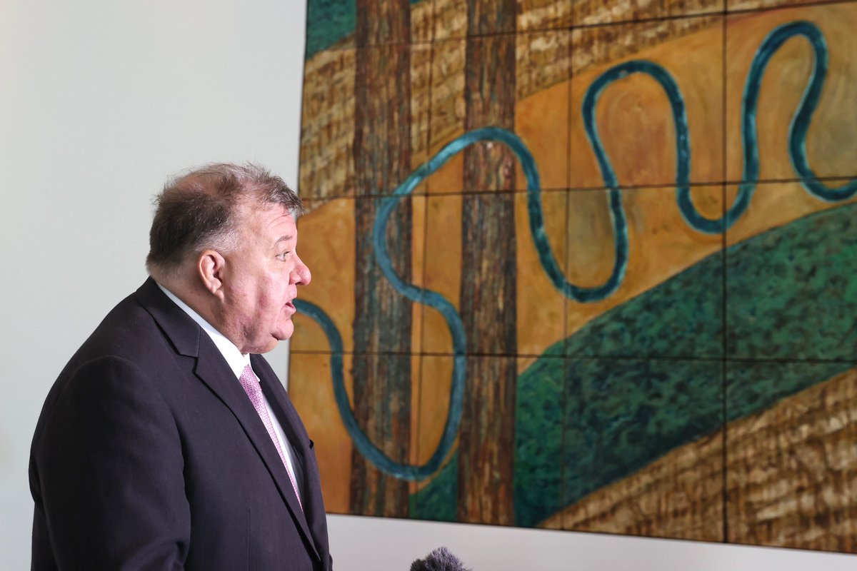 Crossbencher Craig Kelly, snapped by <a href="/ellinghausen/">Alex Ellinghausen</a>, at his doorstop on COVID vaccines